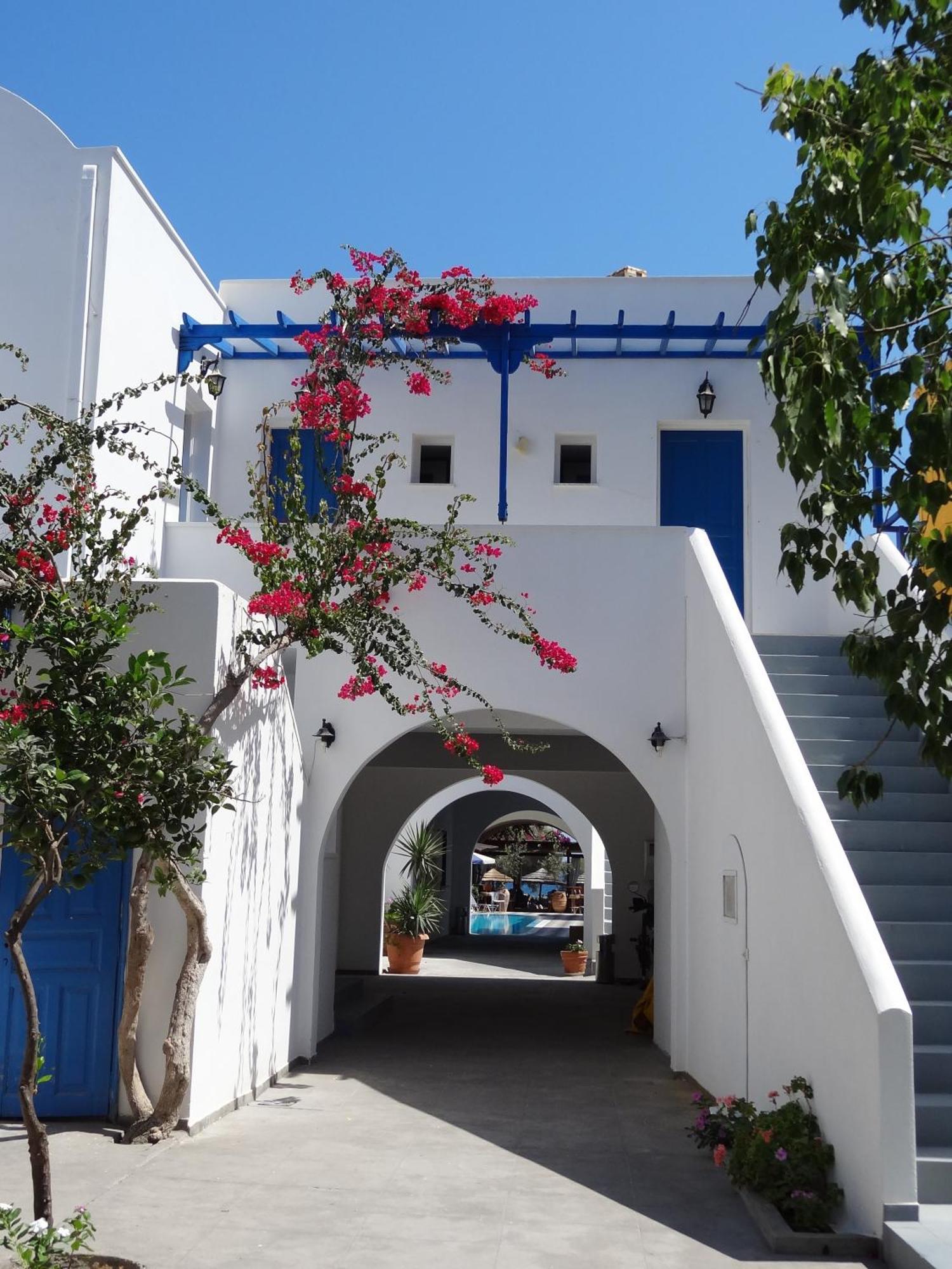 Levante Beach Hotel Kamari  Exterior photo